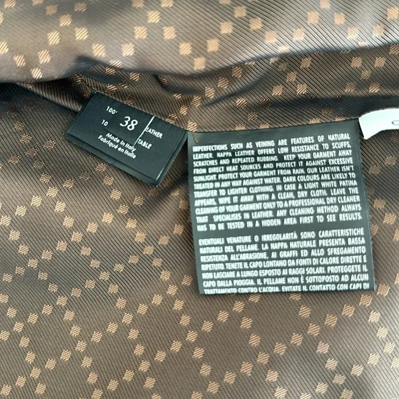 Gucci Leather Jacket with Gold Trim Size 38 - Picture 9 of 10